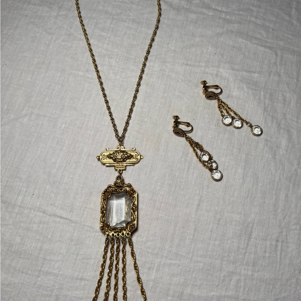 Vintage Goldette Glass Necklace & Earrings – Victorian Elegance - Picture 2 of 14